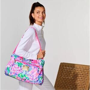 Lilly Pulitzer NEW Lilly Loves Disney Dreamin' Weekender Duffle Bag